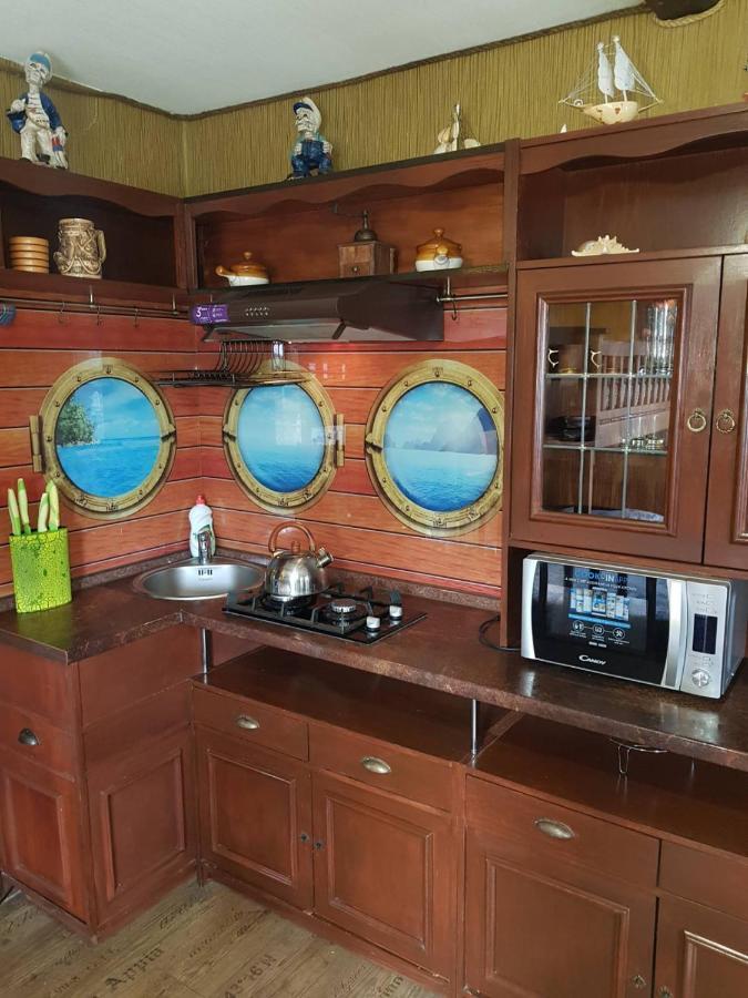 Riviera Apartments - Уединенный Отдых У Моря Odessa Esterno foto