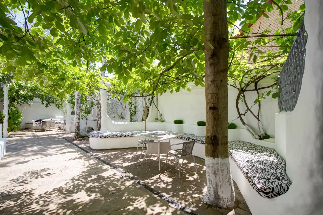 Riviera Apartments - Уединенный Отдых У Моря Odessa Esterno foto